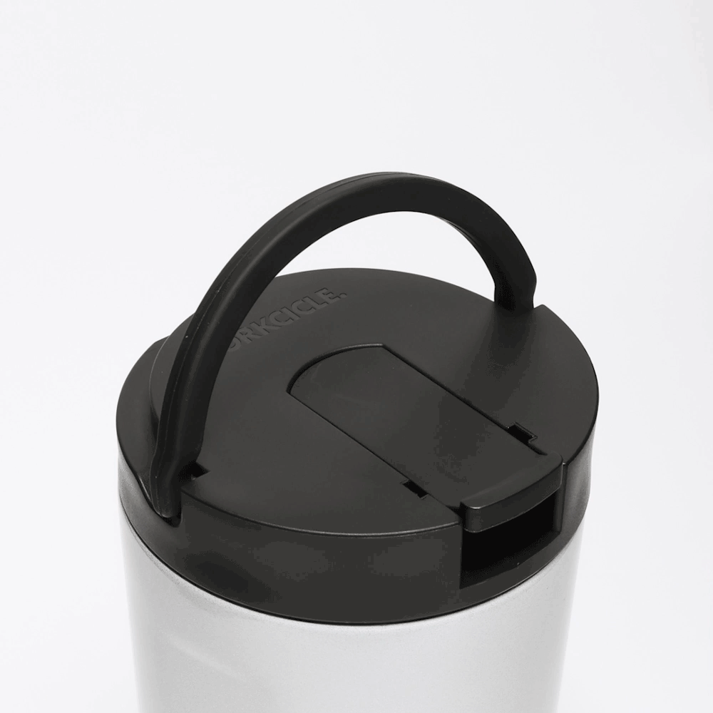 disney-kids-cup-b8 Kids_Cup_28_0906b7b6-4acf-4cb6-8c0d-d15f57c40b85.gif