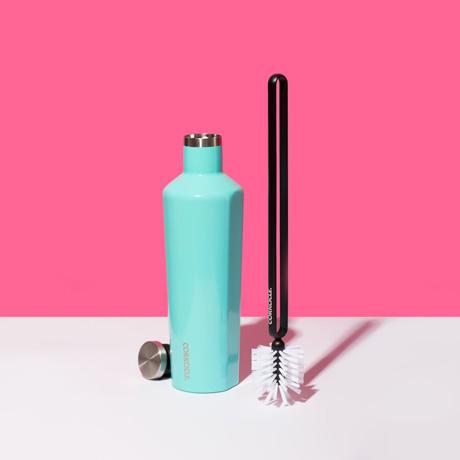 bottle-brush-p0 accessories_bottlebrush_lifestyle.jpg