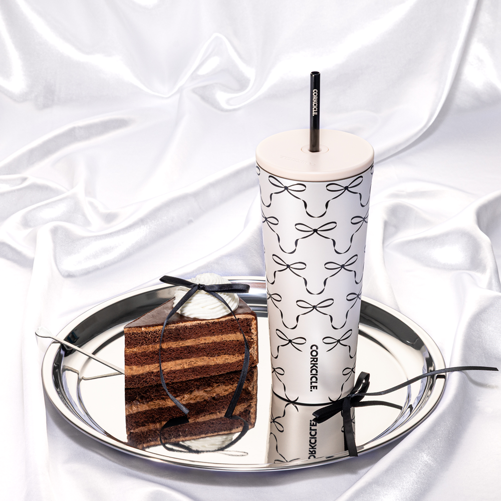 cold-cup-p5 2a98a7269432--2224PBBC-lifestyle.png