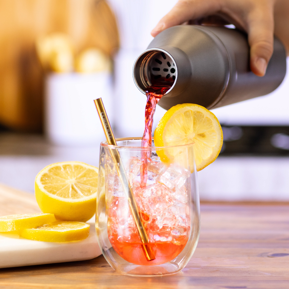 cocktail-shaker-lid-x4 Cocktail_Shaker_lifestyle_1_0f873eef-26b9-477a-b301-4dde25c00201.png